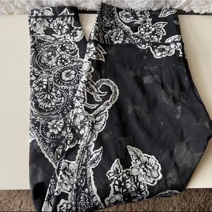 Lululemon Wunder Under Leggings (cropped to ankle)